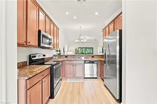 9832 Venezia Cir, Naples, FL 34113 - Photo 17