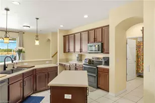 2115 Grove Dr, Naples, FL 34120 - Photo 11