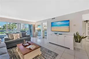 12945 Vanderbilt Dr, Naples, FL 34110 - Photo 19