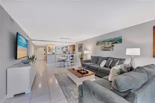 12945 Vanderbilt Dr, Naples, FL 34110 - Photo 17