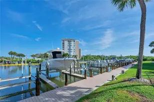 12945 Vanderbilt Dr, Naples, FL 34110 - Photo 41