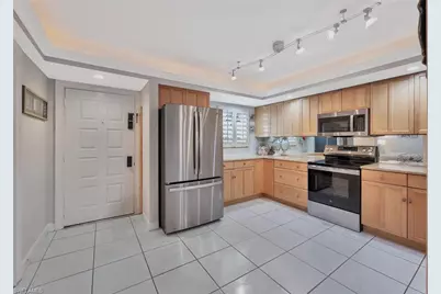 12945 Vanderbilt Dr #304, Naples, FL 34110 - Photo 5