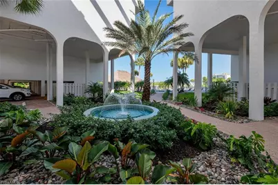 12945 Vanderbilt Dr #304, Naples, FL 34110 - Photo 3