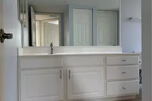 4121 Residence Drive, Fort Myers, FL 33901 - Photo 11