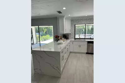27157 Edenbridge Ct, Bonita Springs, FL 34135 - Photo 5