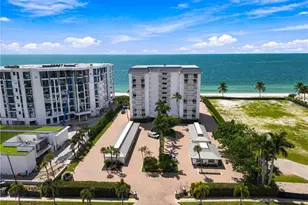 1717 Gulf Shore Blvd N, Naples, FL 34102 - Photo 7