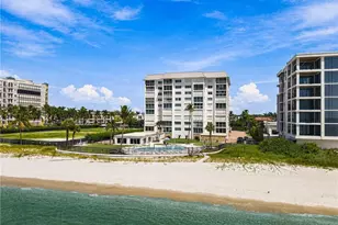 1717 Gulf Shore Blvd N, Naples, FL 34102 - Photo 5
