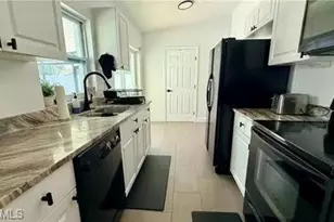 1044 Ridgeway Dr, North Fort Myers, FL 33903 - Photo 13