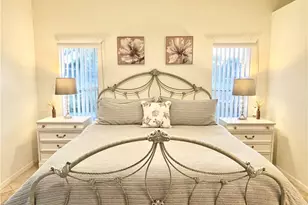 8010 Belmont Ct, Naples, FL 34113 - Photo 11