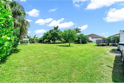 5135 Balmer St, Lehigh Acres, FL 33971 - Photo 13