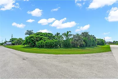 5135 Balmer St, Lehigh Acres, FL 33971 - Photo 5