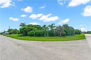 5135 Balmer St, Lehigh Acres, FL 33971 - Photo 5