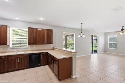 13247 Little Gem Cir, Fort Myers, FL 33913 - Photo 9