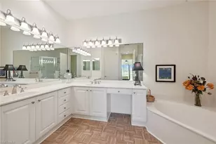 3053 Aviamar Cir, Naples, FL 34114 - Photo 15