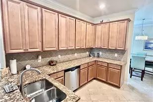 9511 Napoli Ln, Naples, FL 34113 - Photo 5