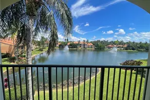 1205 Wildwood Lakes Blvd, Naples, FL 34104 - Photo 9