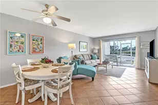 1001 Foxfire Ln, Naples, FL 34104 - Photo 9