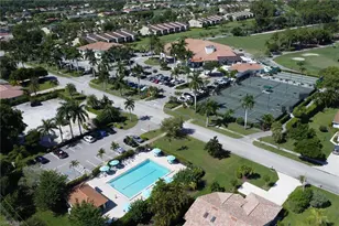 1001 Foxfire Ln, Naples, FL 34104 - Photo 43