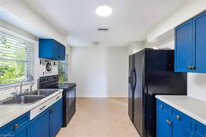 7416 Pine Dr, Fort Myers, FL 33967 - Photo 11