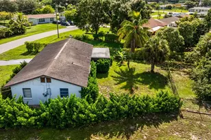 7416 Pine Dr, Fort Myers, FL 33967 - Photo 41