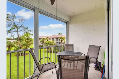 150 Turtle Lake Ct #303, Naples, FL 34105 - Photo 5