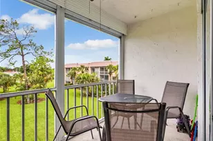 150 Turtle Lake Ct, Naples, FL 34105 - Photo 5