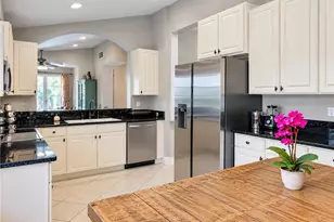 1578 Windamere Ln, Naples, FL 34119 - Photo 5