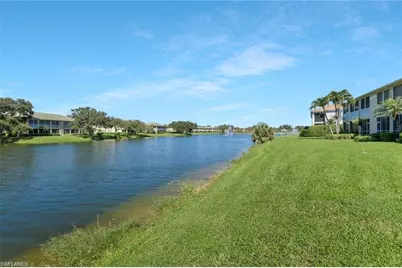 558 Vintage Reserve Ln #B, Naples, FL 34119 - Photo 3