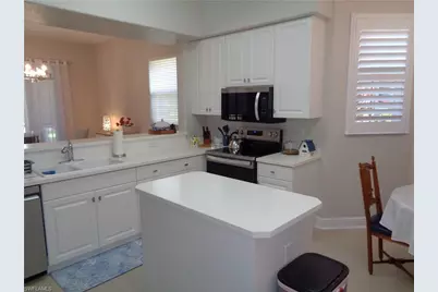 558 Vintage Reserve Ln #B, Naples, FL 34119 - Photo 17