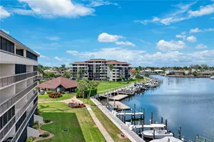 601 Seaview Ct, Marco Island, FL 34145 - Photo 21