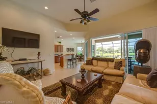 6101 Dogleg Dr, Naples, FL 34113 - Photo 7