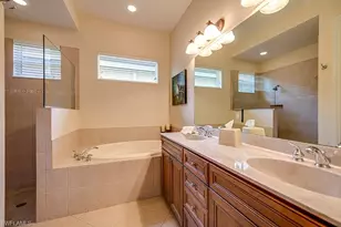 6101 Dogleg Dr, Naples, FL 34113 - Photo 17
