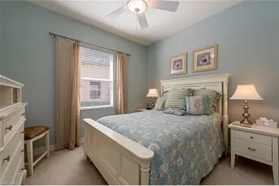 7812 Valencia Ct, Naples, FL 34113 - Photo 7