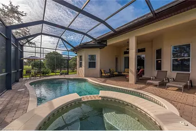 7812 Valencia Ct, Naples, FL 34113 - Photo 11