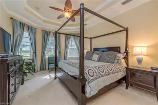 7812 Valencia Ct, Naples, FL 34113 - Photo 5