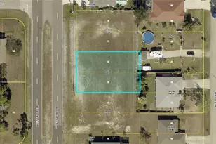 3517 W Gator Cir, Cape Coral, FL 33909 - Photo 1