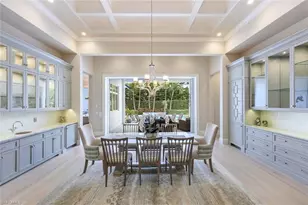 425 Harbour Dr, Naples, FL 34103 - Photo 9