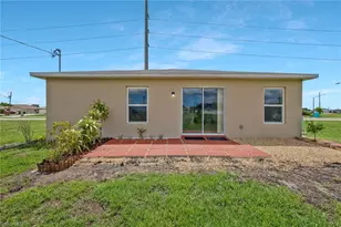 2426 Santa Barbara Blvd N, Cape Coral, FL 33993 - Photo 17