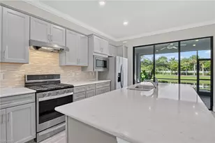 7237 Wilton Dr, Naples, FL 34109 - Photo 13