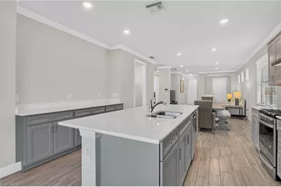 7237 Wilton Dr, Naples, FL 34109 - Photo 9