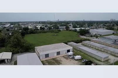 3559 Veronica S Shoemaker Blvd, Fort Myers, FL 33916 - Photo 1