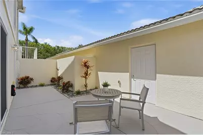 4910 Cougar Ct N #101, Naples, FL 34109 - Photo 11