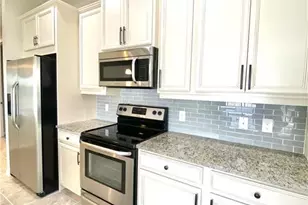 26181 Palace Ln, Bonita Springs, FL 34135 - Photo 9