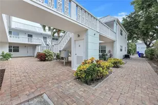 780 10th Ave, Naples, FL 34102 - Photo 15