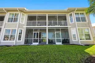 7915 Mahogany Run Ln, Naples, FL 34113 - Photo 11