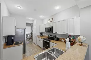 7915 Mahogany Run Ln, Naples, FL 34113 - Photo 15