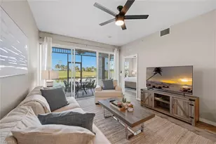 7915 Mahogany Run Ln, Naples, FL 34113 - Photo 5