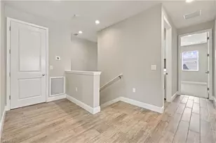 2626 Seychelles Cir, Naples, FL 34112 - Photo 23