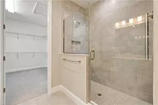 2626 Seychelles Cir, Naples, FL 34112 - Photo 9