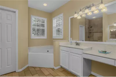 12835 Fox Hollow Cir, Fort Myers, FL 33912 - Photo 25